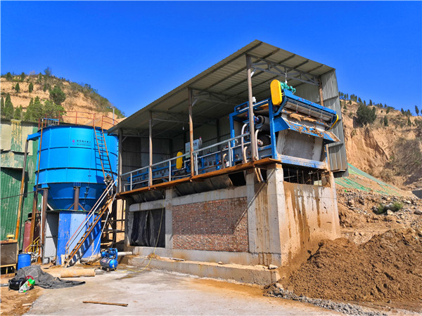 隆中洗沙機<a href=http://www.baiyibxg.com/tags/xishahuishouji target=_blank class=infotextkey><a href=//tags/xishahuishouji target=_blank class=infotextkey>細(xì)沙回收機</a></a>36.jpg