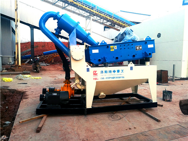 隆中洗沙機(jī)<a href=http://www.baiyibxg.com/tags/xishahuishouji target=_blank class=infotextkey><a href=//tags/xishahuishouji target=_blank class=infotextkey>細(xì)沙回收機(jī)</a></a>39.jpg